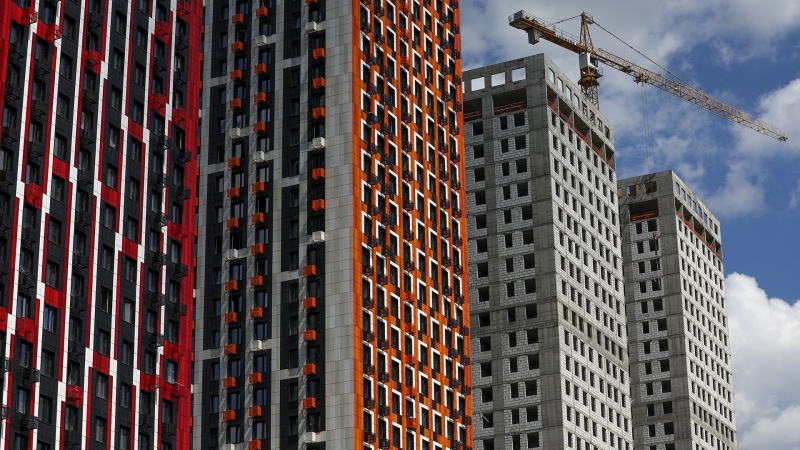 Премиальные новостройки столицы подорожали на 10% из-за кризиса