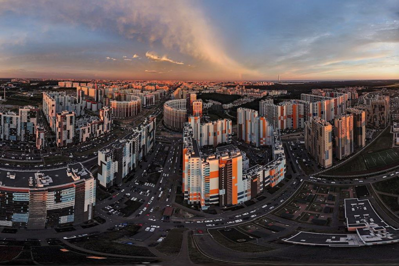Найди десять отличий: нужно ли делить жилье на классы