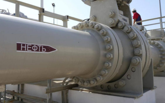 Казахстан не приостанавливал отгрузку нефти через морские порты России — Минэнерго