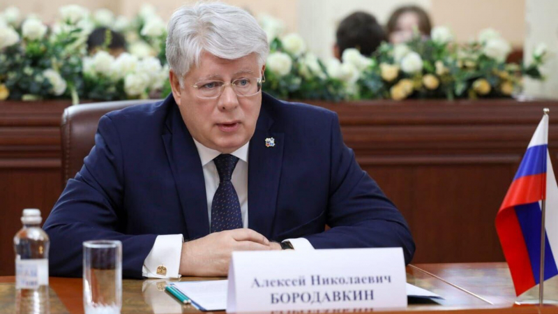 Казахстан профессионально расследует авиакатастрофу в Актау - посол Бородавкин