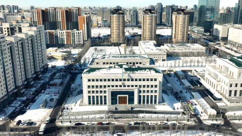 Токаеву показали новый президентский архив в Астане