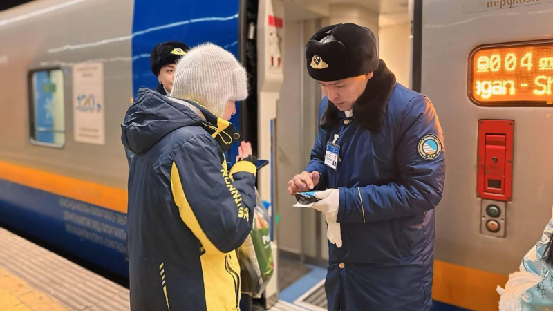 В ЕАЭС заметно выросли грузовые и пассажирские перевозки